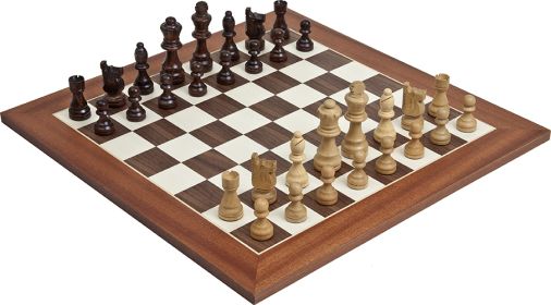 Traditional Staunton Chessmen & Traditional Board